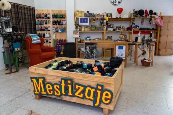 tienda de Calcetines Mestizaje en Pradoluengo